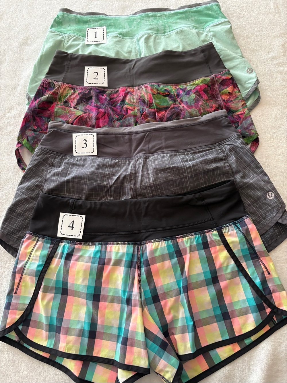 Lululemon speed up shorts. All size 6. Good condition and clean liners.